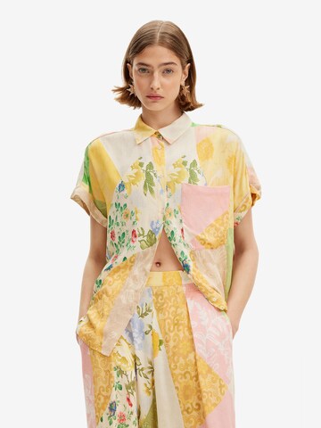 Chemisier Desigual en mélange de couleurs : devant