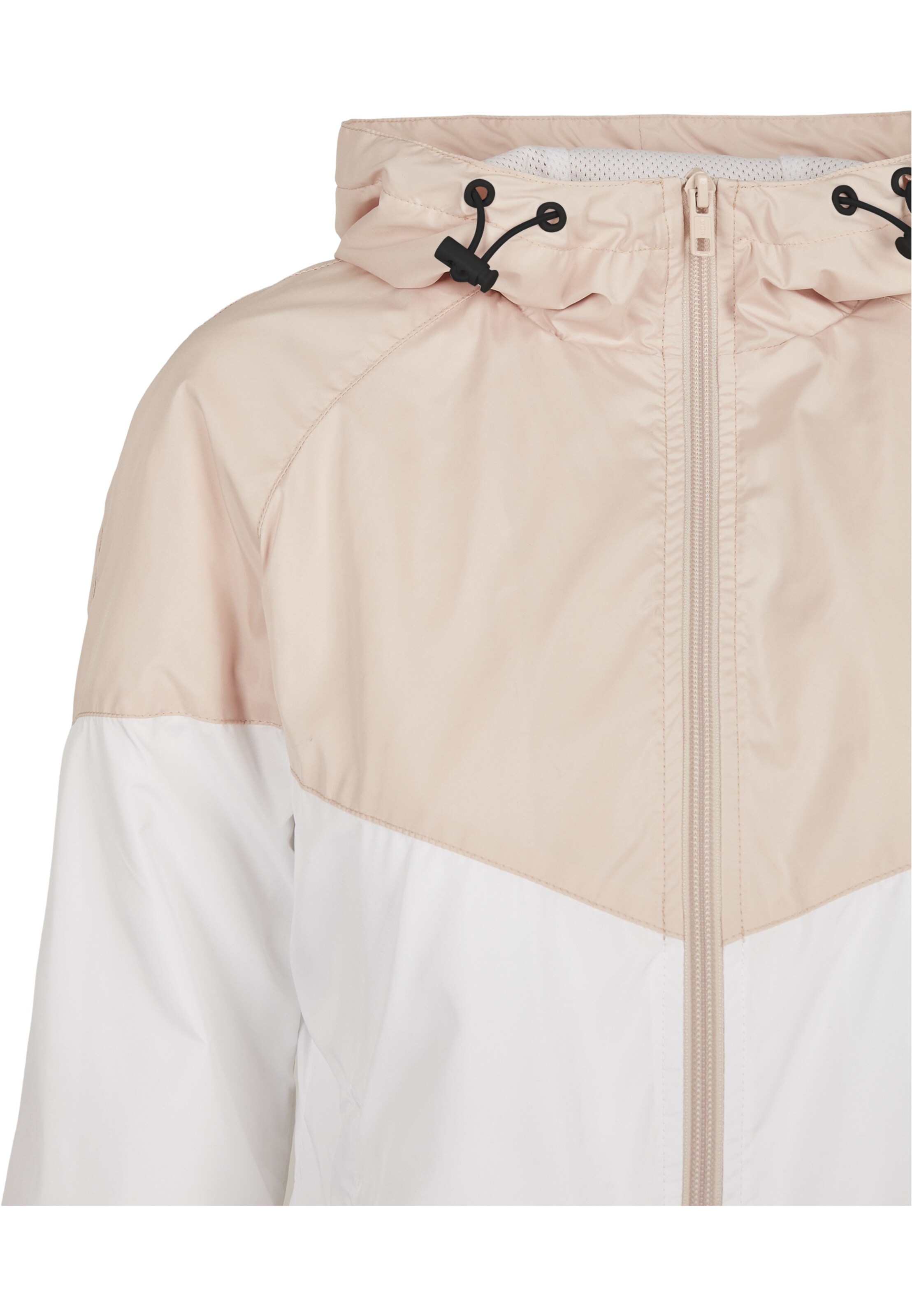 Urban Classics Преходно яке 'Arrow Windbreaker' в бяло