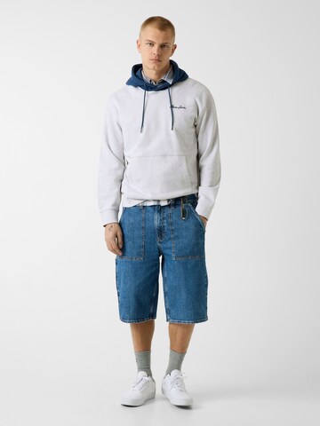 GUESS Sweatshirt in Grau