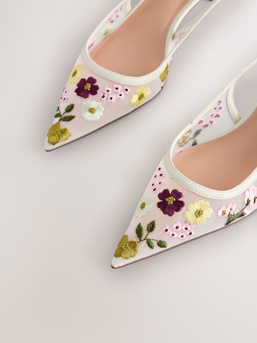 balta Next Basutės 'Forever Comfort'
