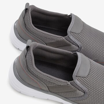 Authentic Le Jogger Slip-Ons in Grey