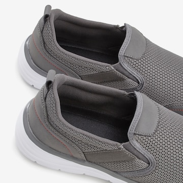 Authentic Le Jogger Slip On in Grau