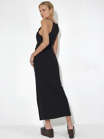 Busem Kleid in Schwarz