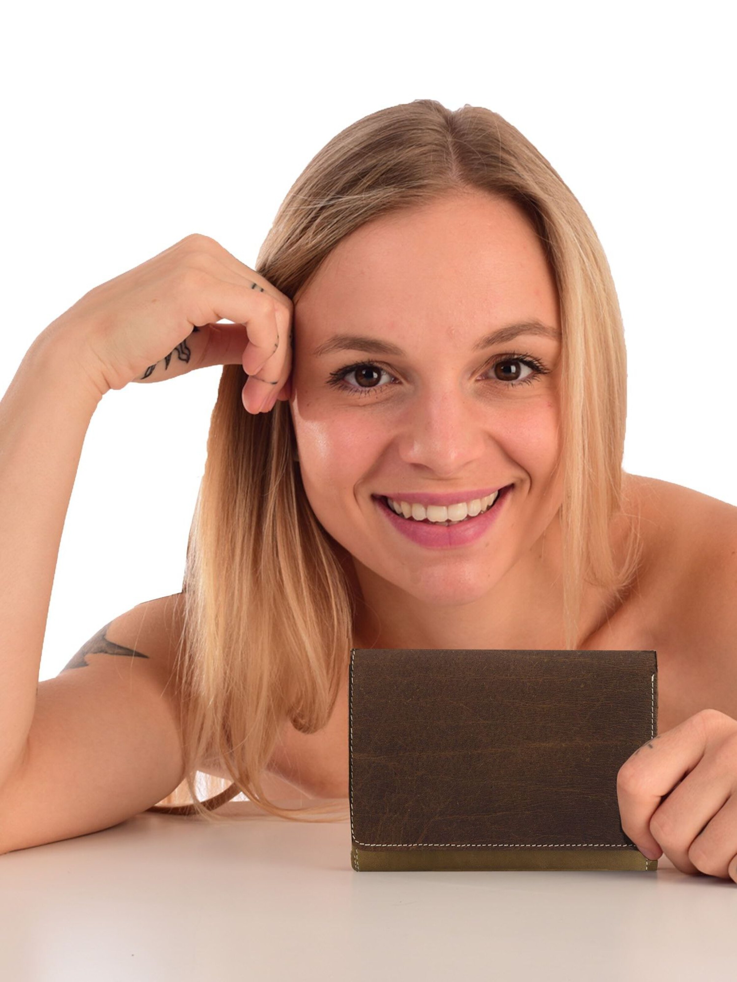 Sunsa Wallet 'Sunsa' in Brown: front