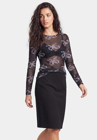 usha BLACK LABEL - Camiseta en negro: frente