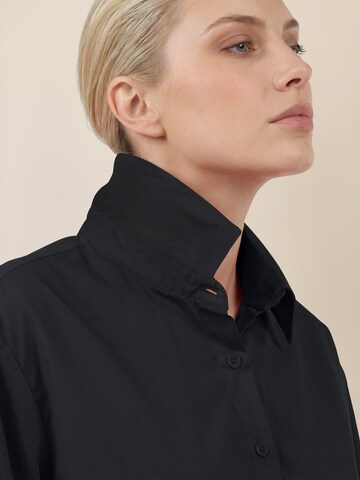 APART Blouse in Black