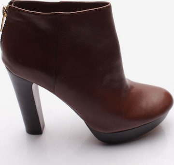 Michael Kors Dress Boots in 38,5 in Brown: front