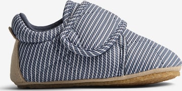 WHEAT Slipper 'Sasha' in Blue: front