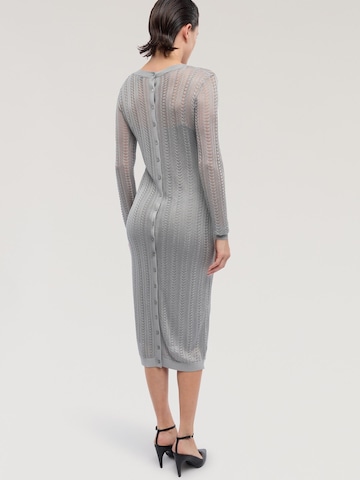 Trussardi - Vestido en gris