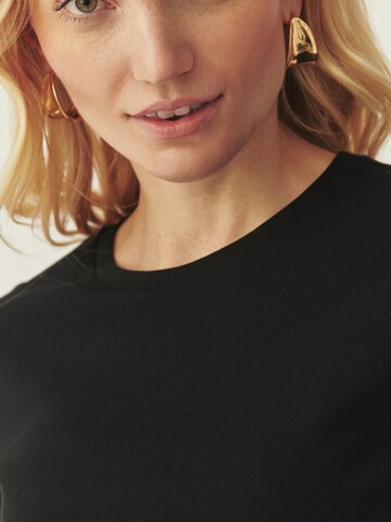 TATUUM Футболка в Черный