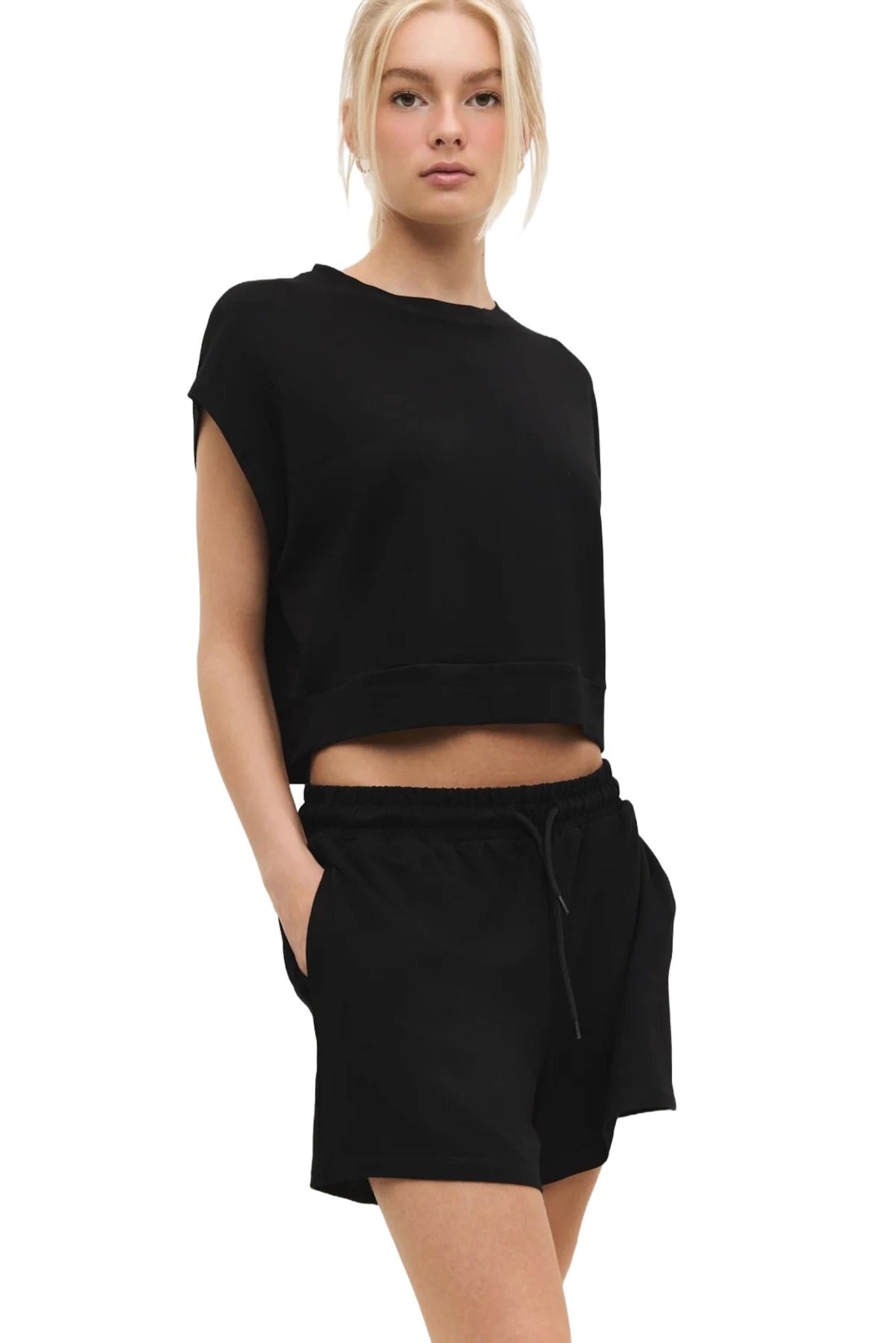 No Matter What Regular Trousers in Black