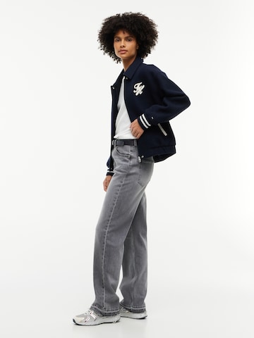 Tommy Jeans - regular Vaquero 'LAYLA' en gris
