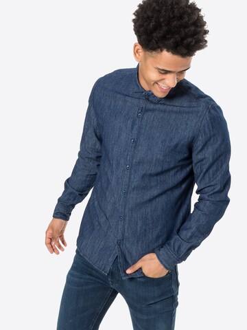 Coupe regular Chemise 'Fitzroy' Cotton On en bleu : devant