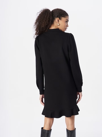 Rochie de la Riani pe negru