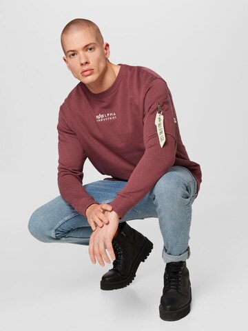 ALPHA INDUSTRIES Sweatshirt in Rood