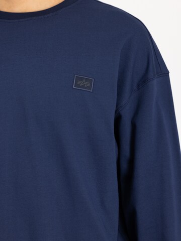 ALPHA INDUSTRIES Shirt in Blau