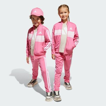 ADIDAS SPORTSWEAR Tepláková souprava 'Seasonal Essentials Tiberio' – pink: přední strana