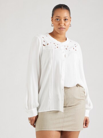 Chemisier 'VMCVILDE' Vero Moda Curve en blanc : devant