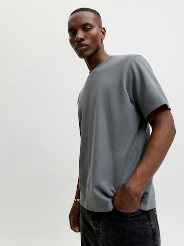 JACK & JONES Тениска 'JJEAustin' в сиво