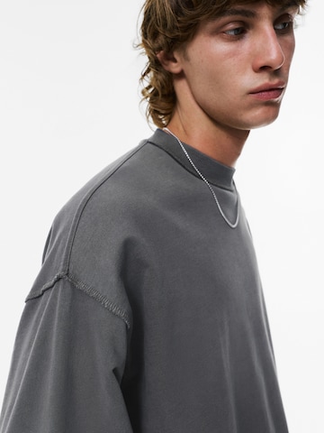Pull&Bear Shirt in Grey