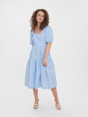 VERO MODA - Vestido 'Gin' em azul: frente