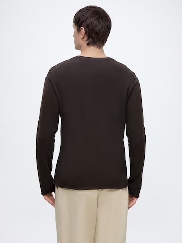 DRYKORN - Camiseta 'KENDRICK' en marrón