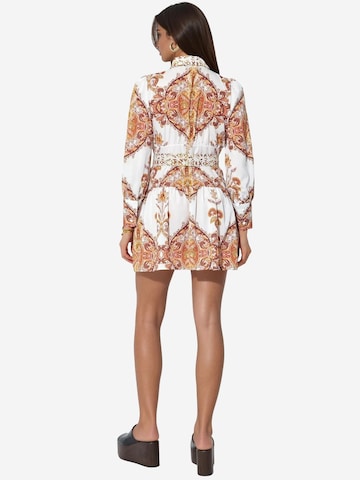 MSN Collection - Vestidos camiseiros em branco