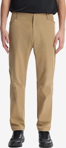 Youthup Cargo Pants in Green: front