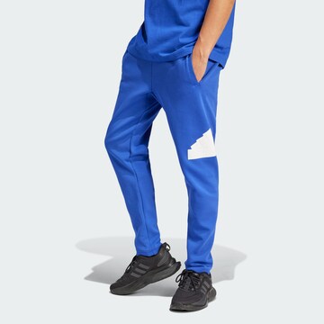 Effilé Pantalon de sport ADIDAS SPORTSWEAR en bleu : devant