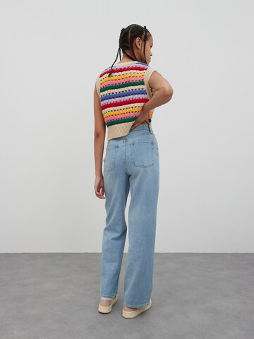 EDITED Wide Leg Jeans 'Avery' i blå