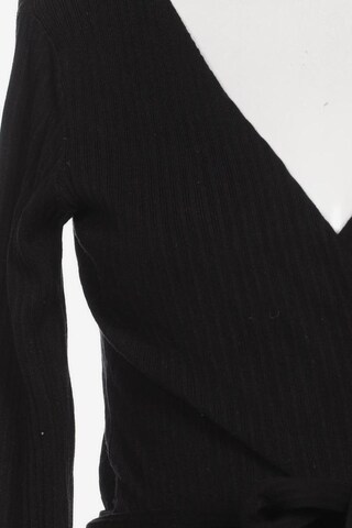 GUESS Sweater & Cardigan in L in Black