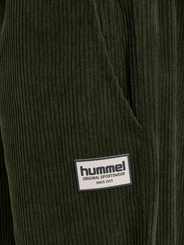 Hummel Loosefit Broek in Groen