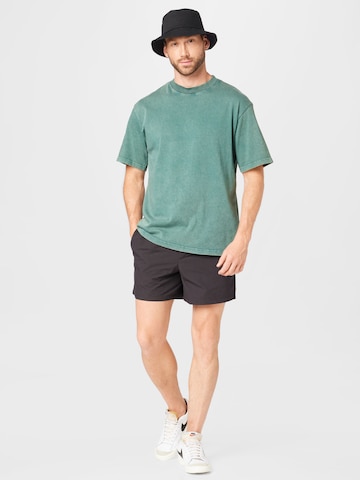 Redefined Rebel T-Shirt 'Gomes' in Grün