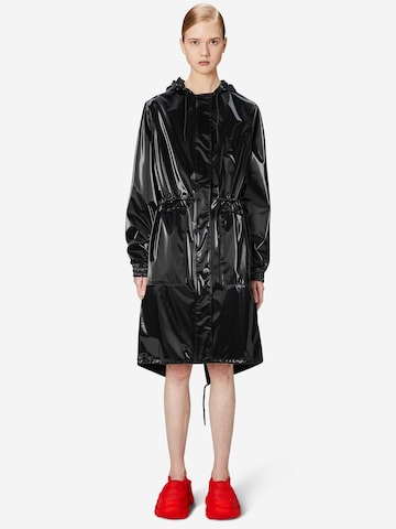 RAINS Parka 'String W' in Schwarz: predná strana