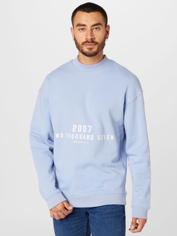 TOM TAILOR DENIM Sweatshirt in Blue: front