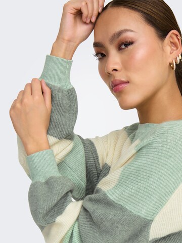 ONLY - Pullover 'ONLAtia' em verde