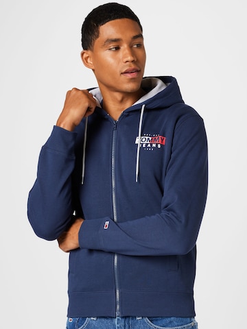 Tommy Jeans - Casaco em moletão em azul: frente