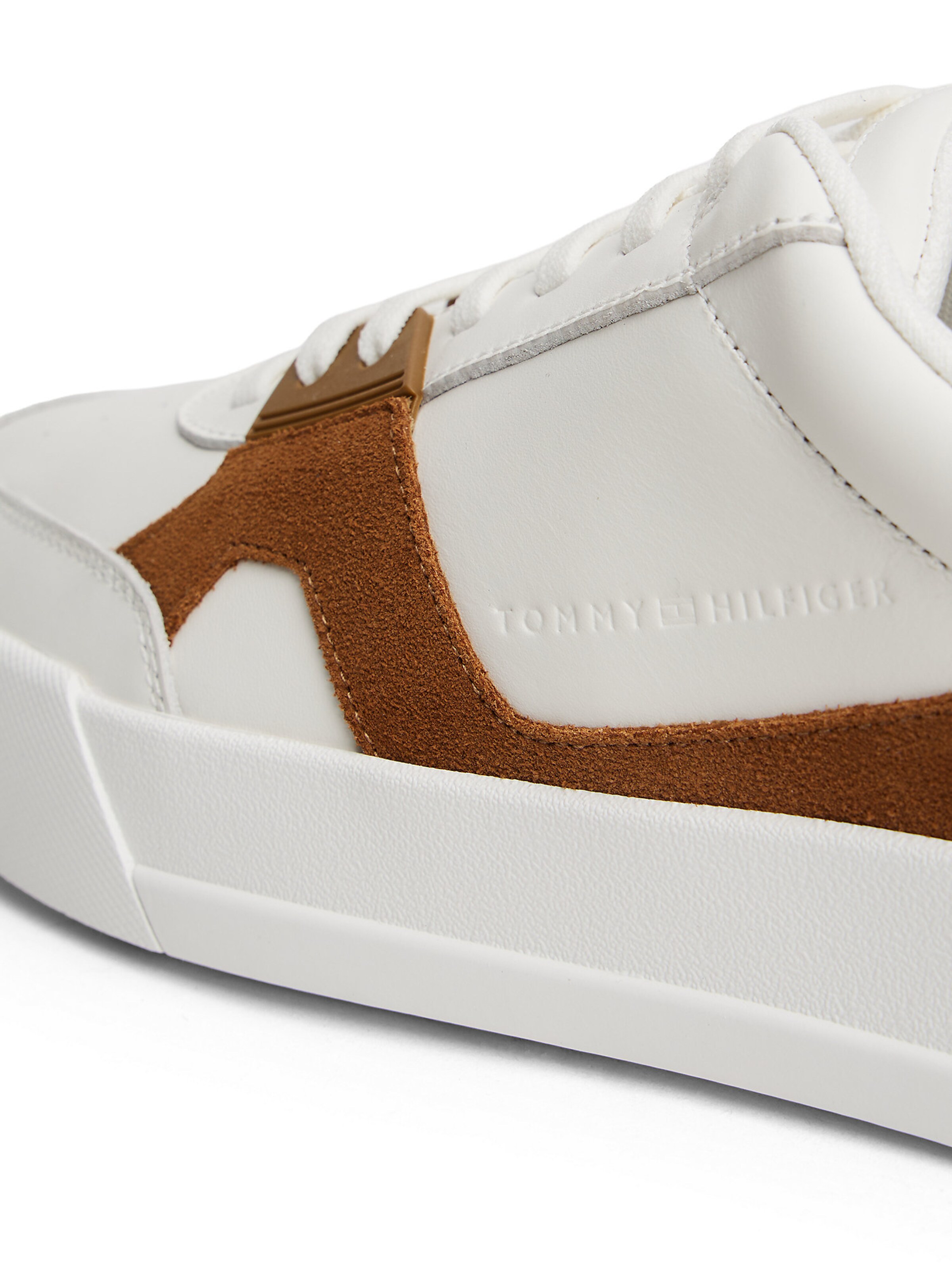 TOMMY HILFIGER Sneaker in Weiß