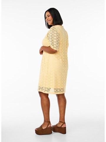 Robe d’été 'VKAJA' Zizzi en jaune