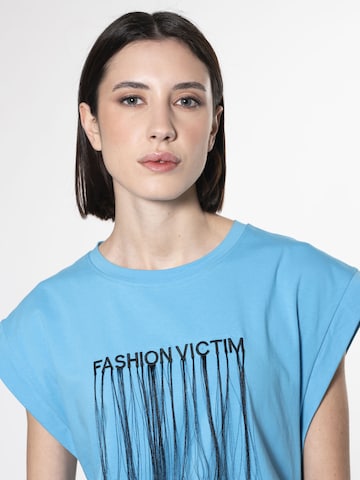 Influencer T-Shirt in Blau