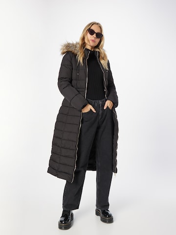 Oasis Winter Coat in Black