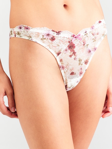 Lindex - Tanga 'Valerie' en blanco: frente
