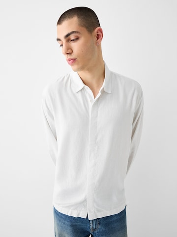 Bershka Regular fit Button Up Shirt in White