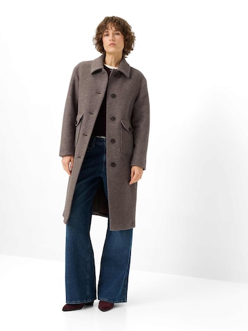 Fuchs Schmitt Winter coat 'Kurzmantel Sassari' in Brown
