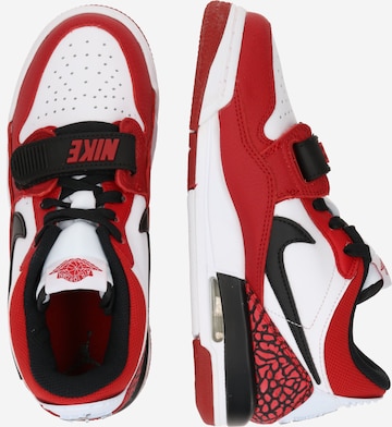 Sneaker 'Air Legacy 312' di Jordan in bianco