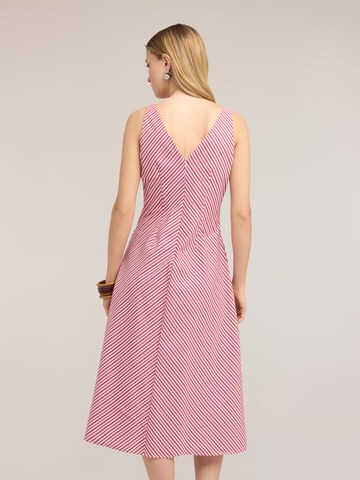 Robe MOTIVI en rouge