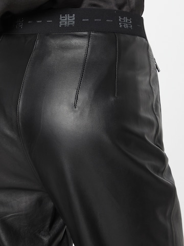 Riani Normální Kalhoty – černá