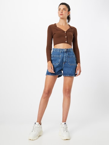 Trendyol Regular Shorts in Blau