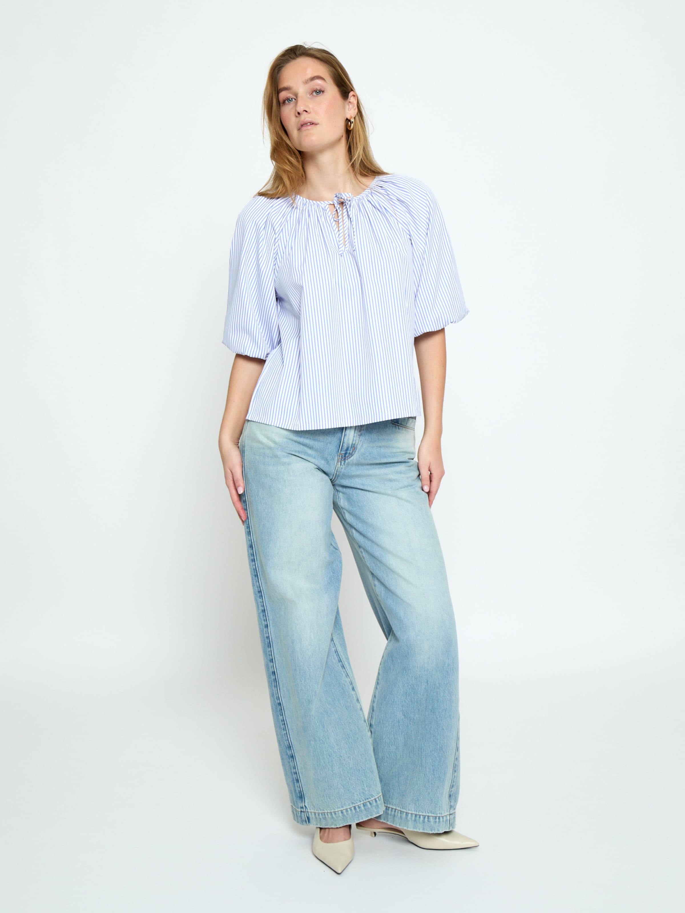 Top 'Pansie' di Peppercorn in blu