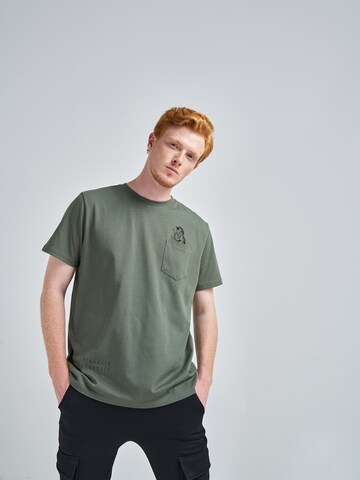 ABOUT YOU x Swalina&Linus - Camiseta 'Liam' en verde